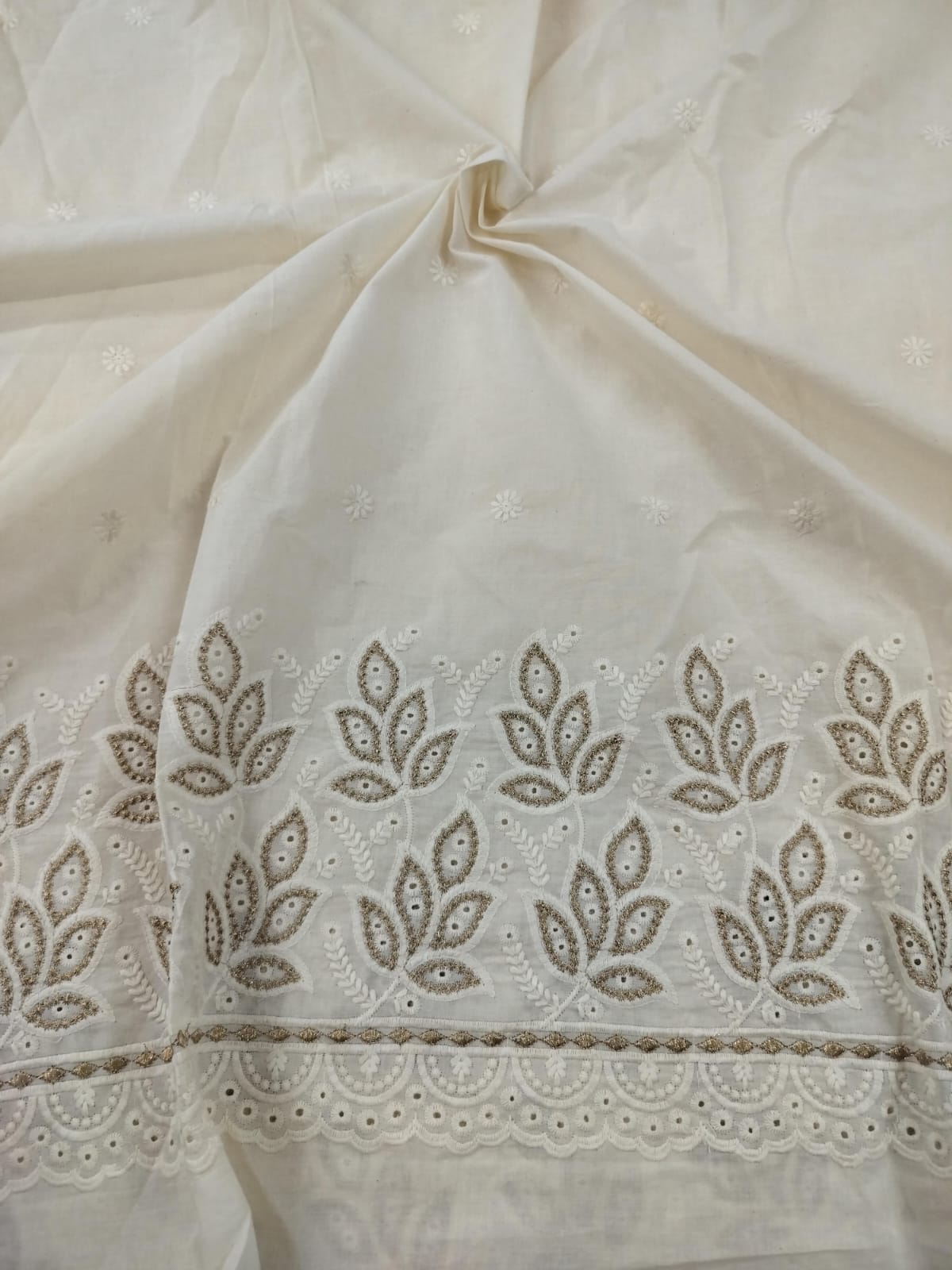 Kora Cotton Chikan Daman