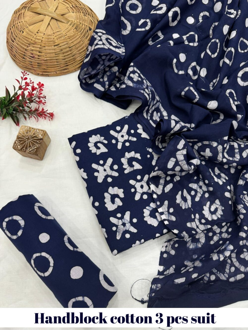 Cotton Handblock 3 Piece Suit - Image 9